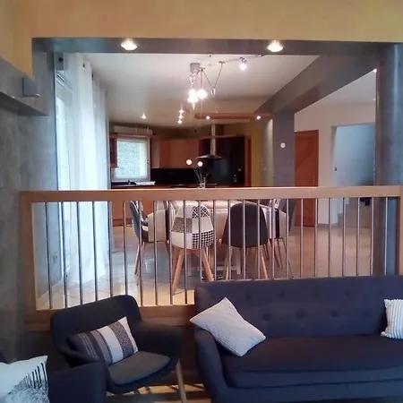 Holiday home Gite, Sauna, Baignoire A Jets , Babyfoot, Menage Compris , Jardin, Terrasse Cornimont