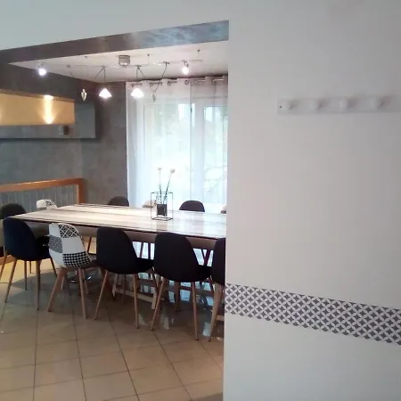 Holiday home Gite, Sauna, Baignoire A Jets , Babyfoot, Menage Compris , Jardin, Terrasse