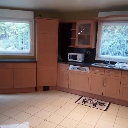 Gite, Sauna, Baignoire A Jets , Babyfoot, Menage Compris , Jardin, Terrasse *