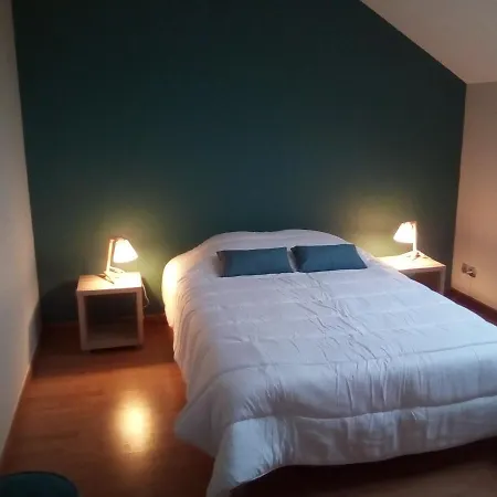 Gite, Sauna, Baignoire A Jets , Babyfoot, Menage Compris , Jardin, Terrasse Holiday home *