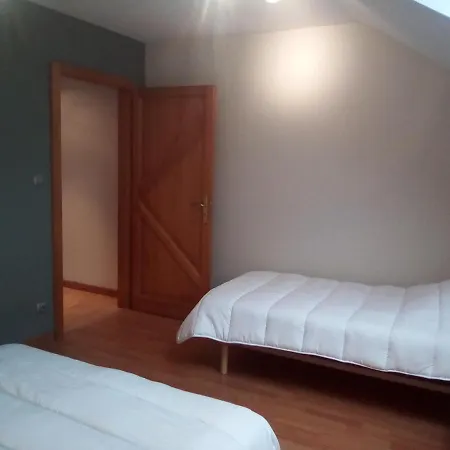 Holiday home Gite, Sauna, Baignoire A Jets , Babyfoot, Menage Compris , Jardin, Terrasse Cornimont